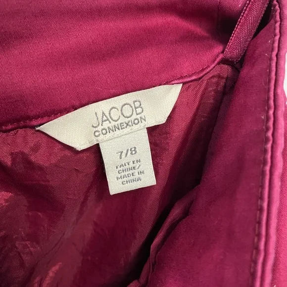 Strapless, fitted dress - Picture 3 of 10